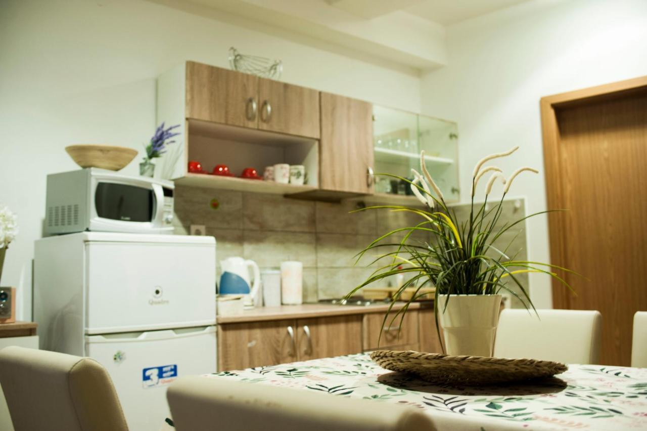 شيبينيك Apartman Flower المظهر الخارجي الصورة